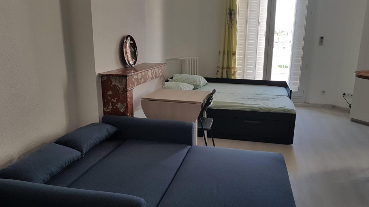 Studio With Sea View For 2 People Toulon Exterior photo