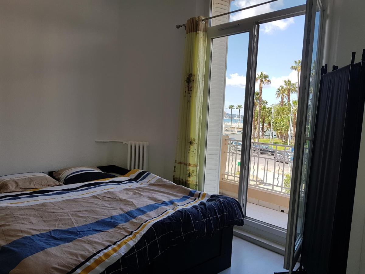 Studio With Sea View For 2 People Toulon Exterior photo